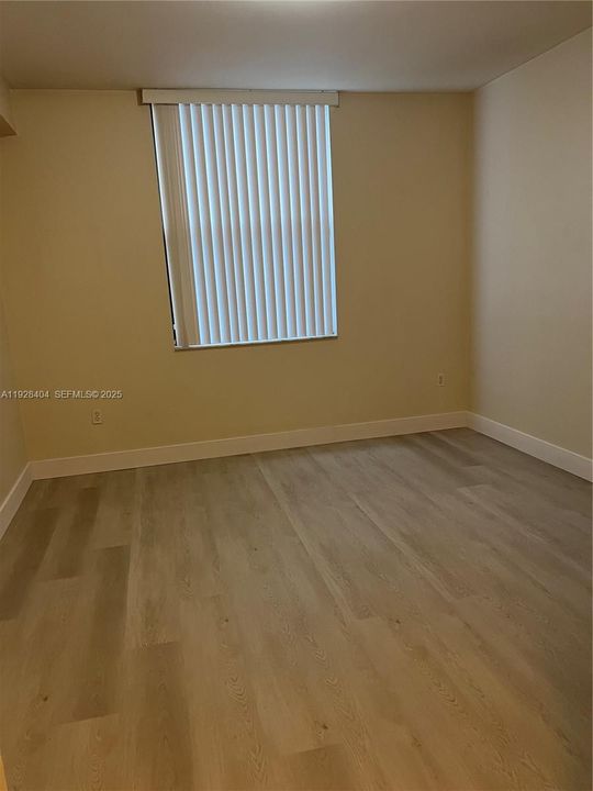 В аренду: $2,404 (2 спален, 2 ванн, 1121 Квадратных фут)