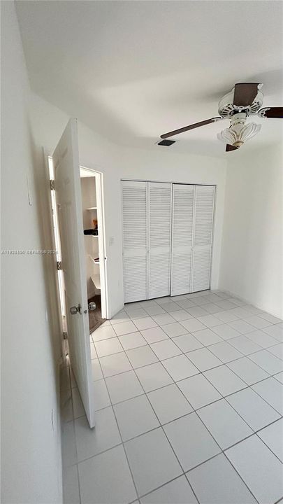 En Renta: $3,275 (3 camas, 2 baños, 1578 Pies cuadrados)