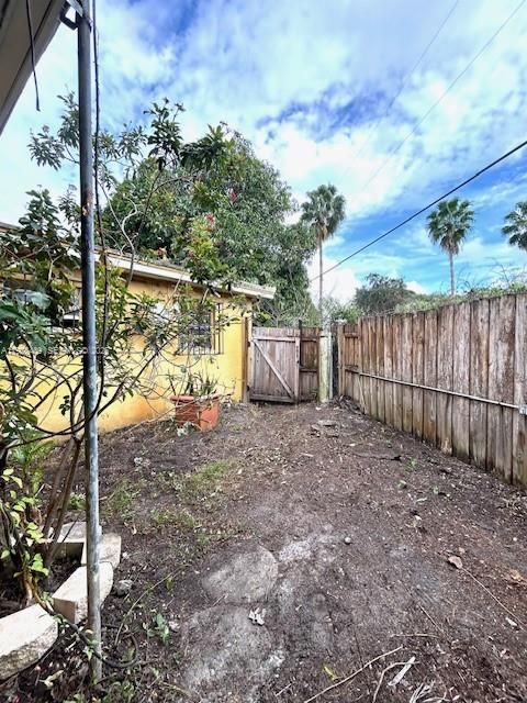 На продажу: $419,900 (4 спален, 3 ванн, 1313 Квадратных фут)