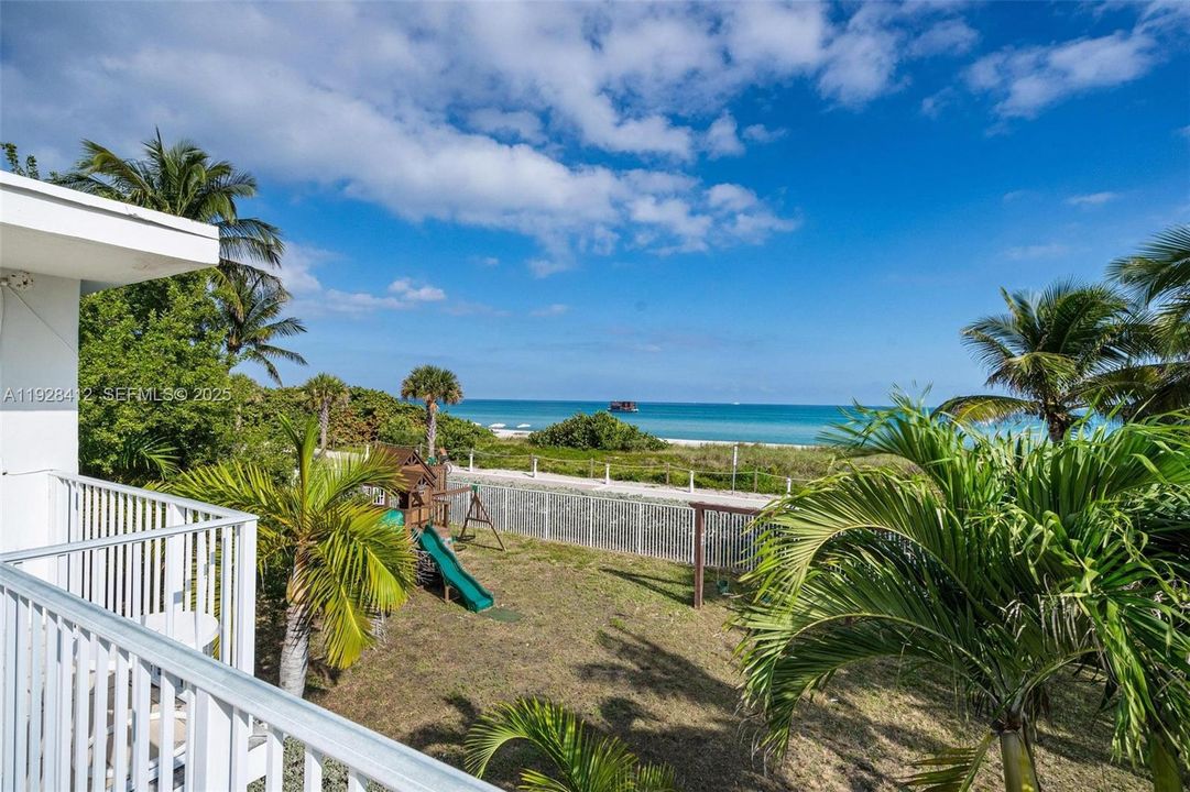 For Sale: $550,000 (2 beds, 2 baths, 1134 Square Feet)