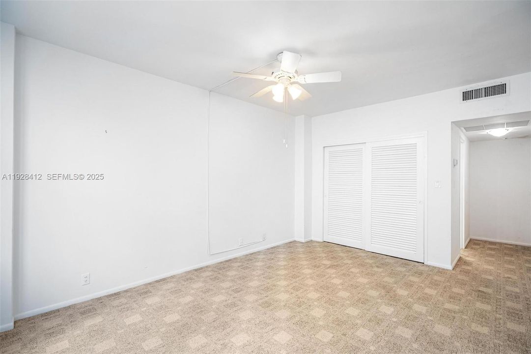 For Sale: $550,000 (2 beds, 2 baths, 1134 Square Feet)