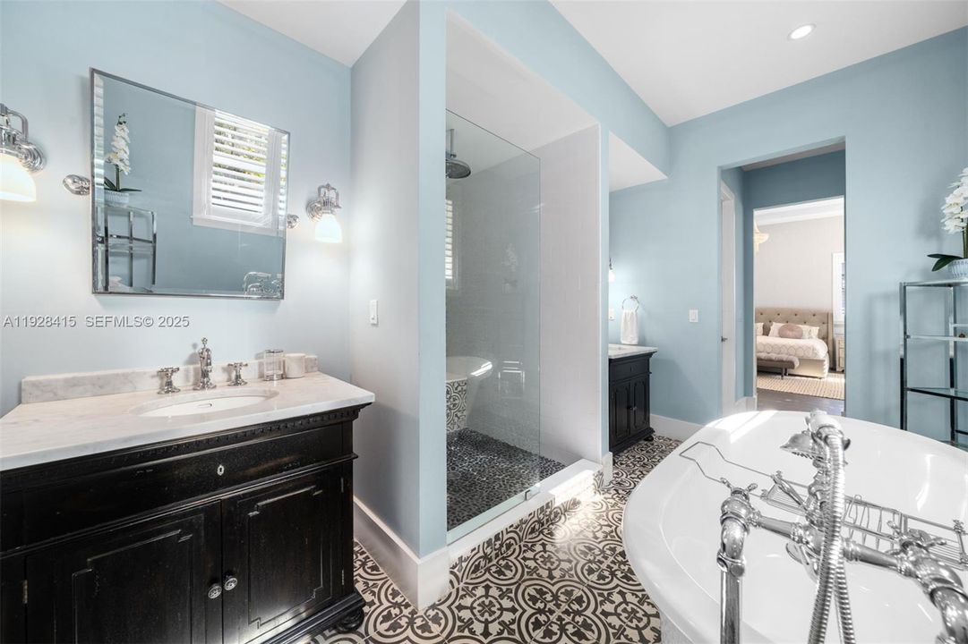 For Sale: $4,495,000 (4 beds, 4 baths, 4661 Square Feet)