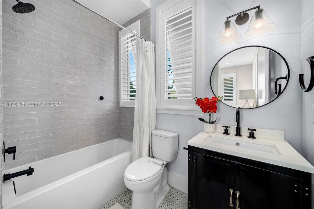 For Sale: $4,495,000 (4 beds, 4 baths, 4661 Square Feet)