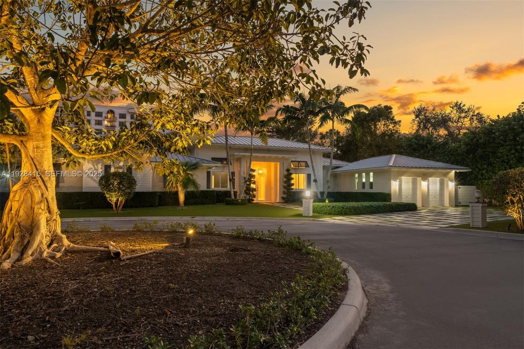 For Sale: $4,495,000 (4 beds, 4 baths, 4661 Square Feet)