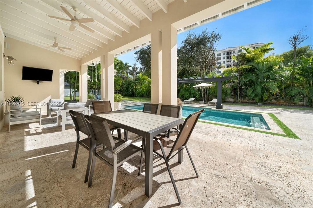 For Sale: $4,495,000 (4 beds, 4 baths, 4661 Square Feet)