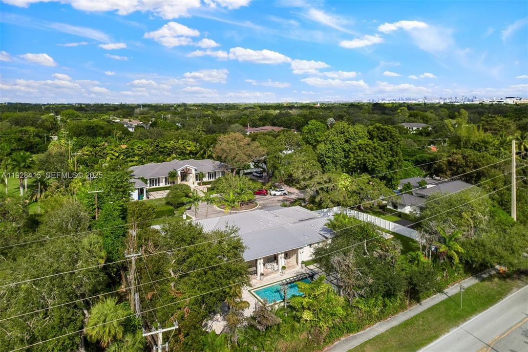 For Sale: $4,495,000 (4 beds, 4 baths, 4661 Square Feet)