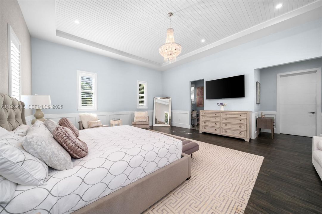 For Sale: $4,495,000 (4 beds, 4 baths, 4661 Square Feet)