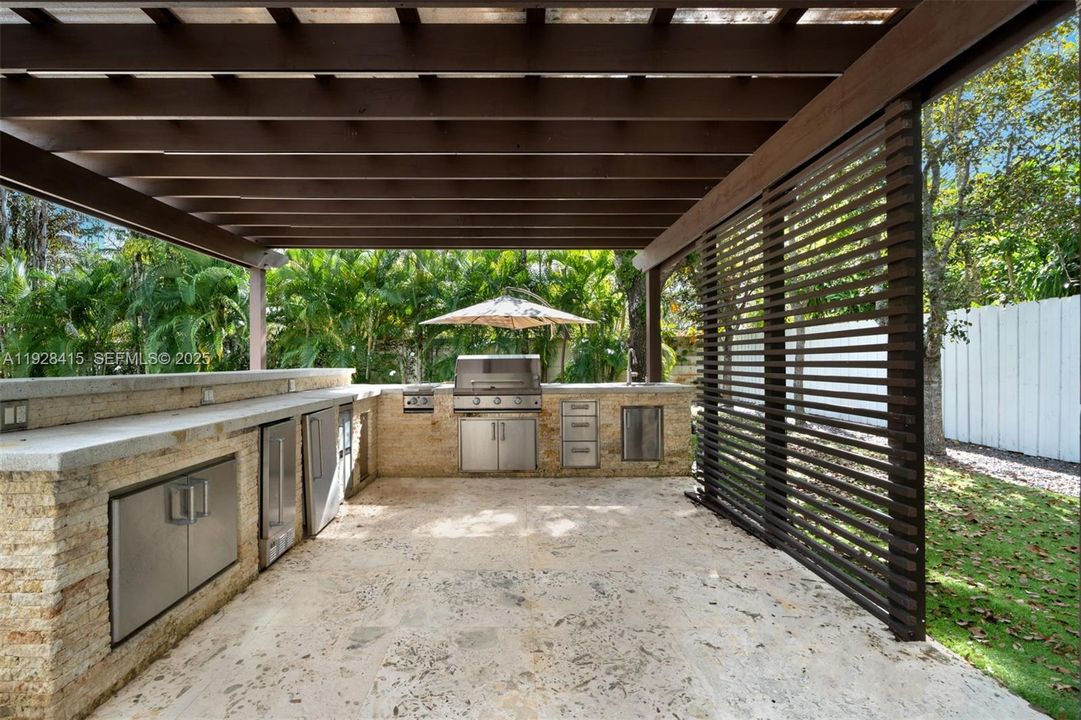 For Sale: $4,495,000 (4 beds, 4 baths, 4661 Square Feet)