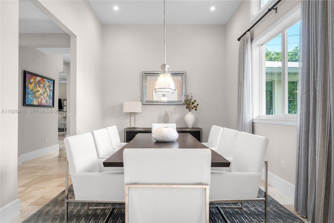 For Sale: $4,495,000 (4 beds, 4 baths, 4661 Square Feet)