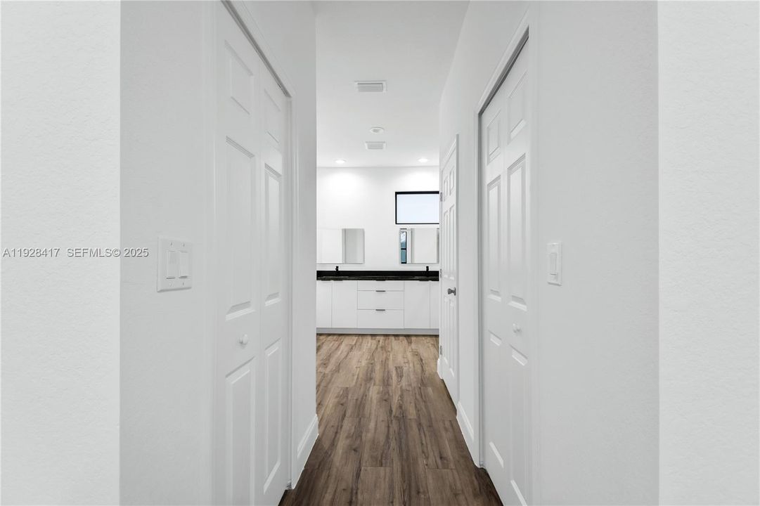 На продажу: $349,900 (3 спален, 2 ванн, 0 Квадратных фут)