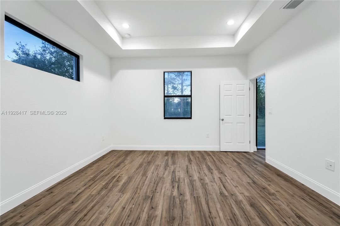 На продажу: $349,900 (3 спален, 2 ванн, 0 Квадратных фут)