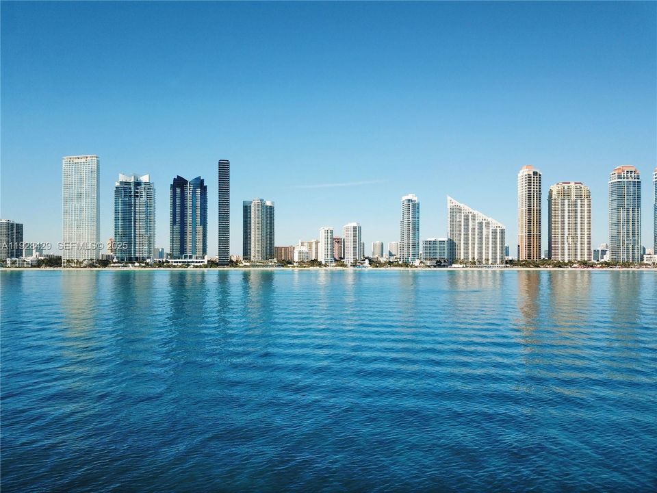 For Rent: $7,000 (2 beds, 2 baths, 1470 Square Feet)