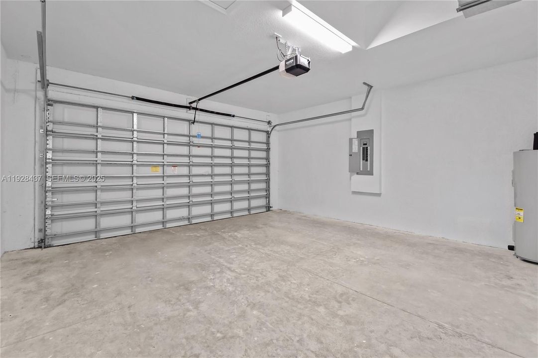 На продажу: $349,900 (3 спален, 2 ванн, 0 Квадратных фут)