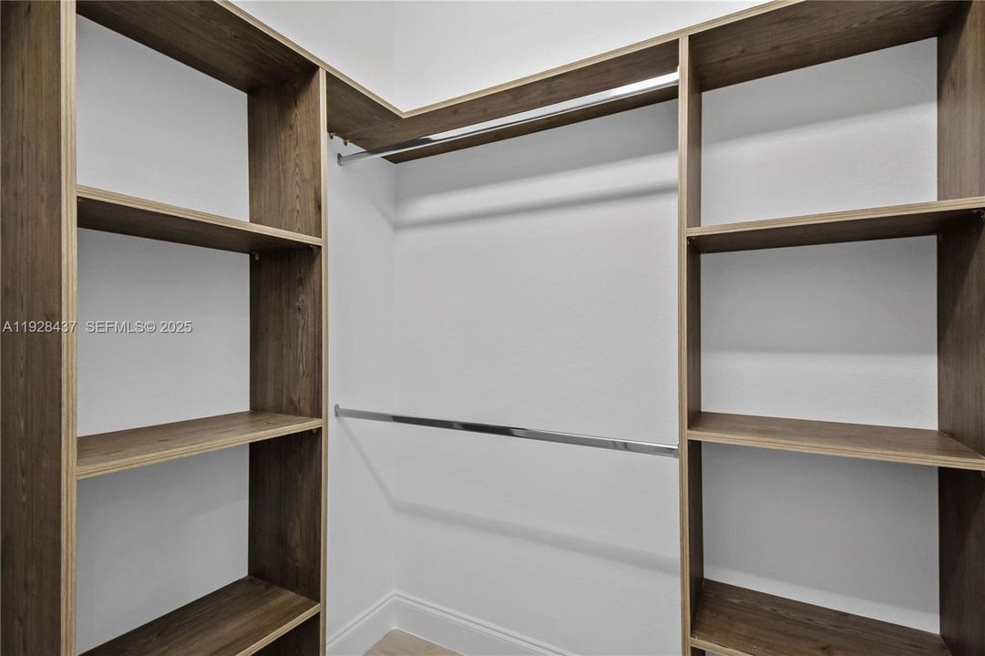 На продажу: $349,900 (3 спален, 2 ванн, 0 Квадратных фут)