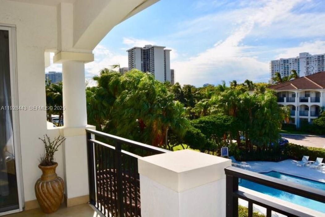 На продажу: $399,000 (1 спален, 1 ванн, 1036 Квадратных фут)