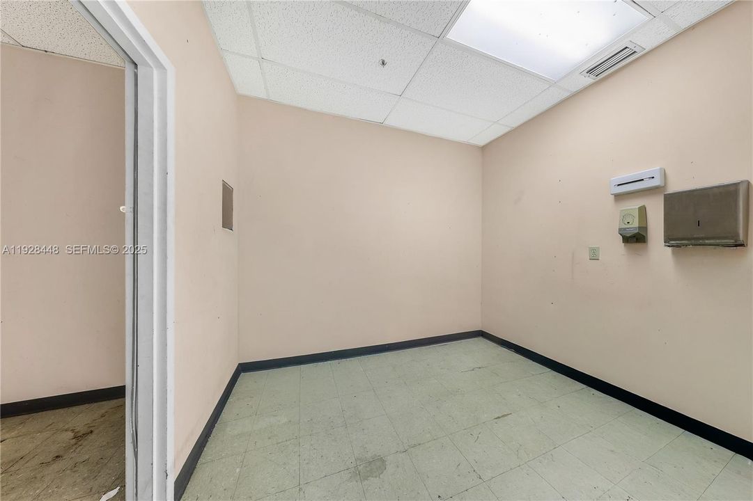 For Rent: $8,000 (0 beds, 0 baths, 0 Square Feet)