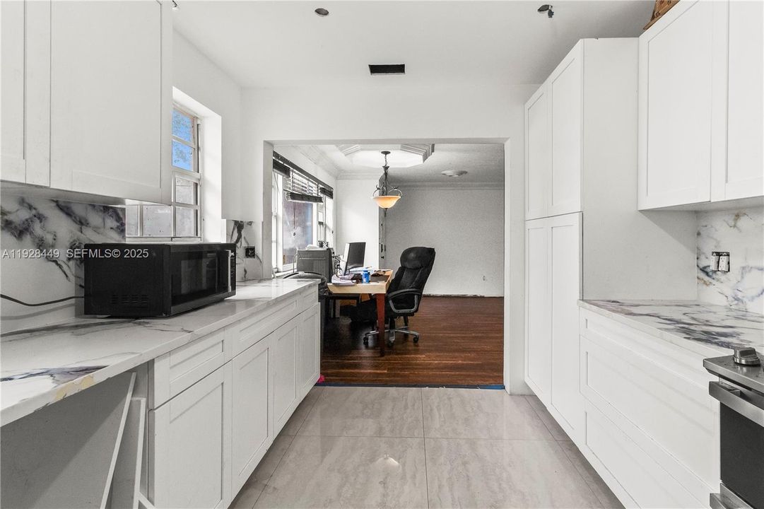 For Sale: $510,000 (0 beds, 0 baths, 2096 Square Feet)