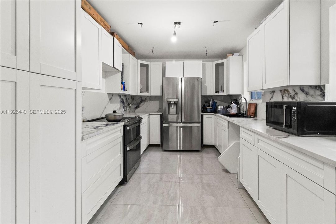 For Sale: $510,000 (0 beds, 0 baths, 2096 Square Feet)