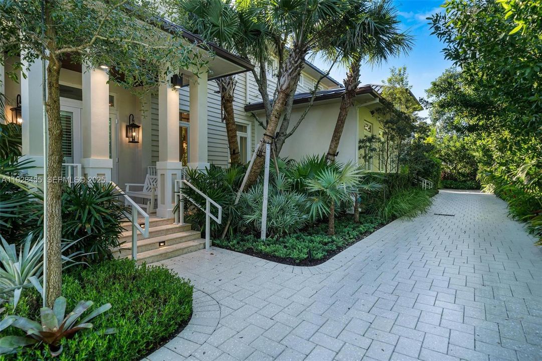 For Sale: $6,900,000 (5 beds, 6 baths, 0 Square Feet)