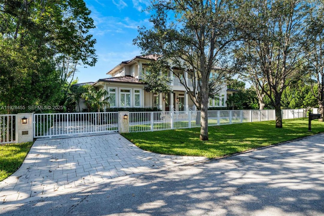 For Sale: $6,900,000 (5 beds, 6 baths, 0 Square Feet)