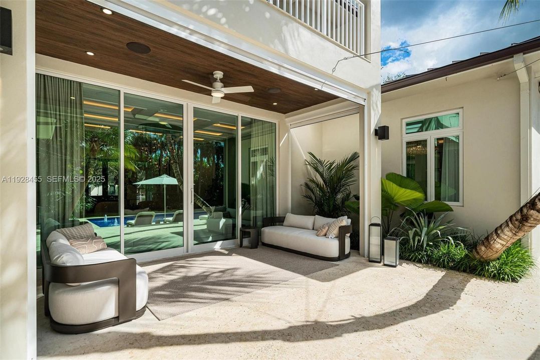 For Sale: $6,900,000 (5 beds, 6 baths, 0 Square Feet)