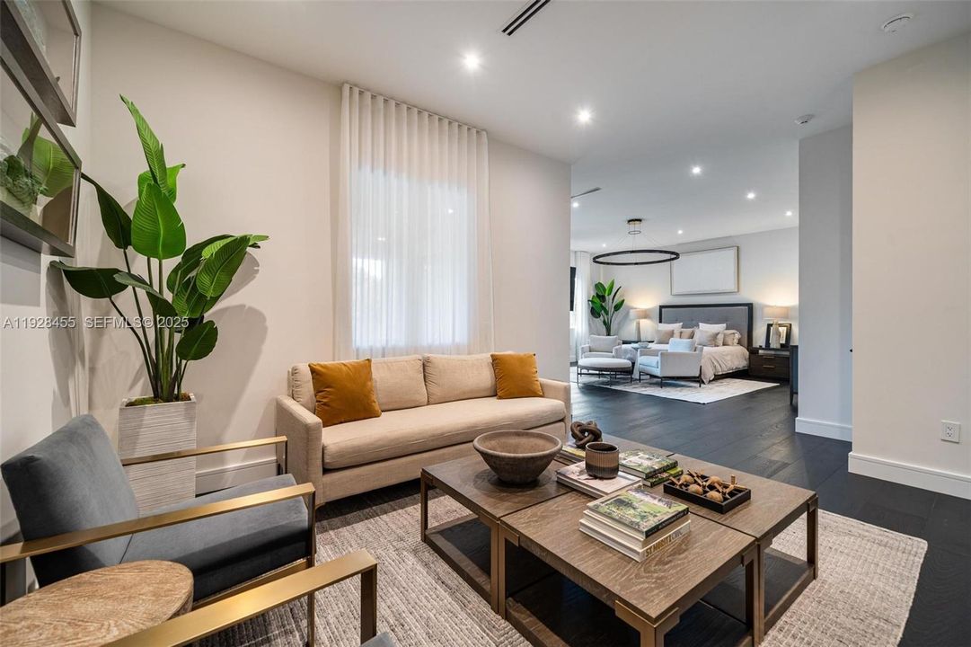 For Sale: $6,900,000 (5 beds, 6 baths, 0 Square Feet)