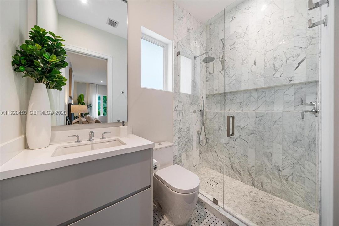 For Sale: $6,900,000 (5 beds, 6 baths, 0 Square Feet)