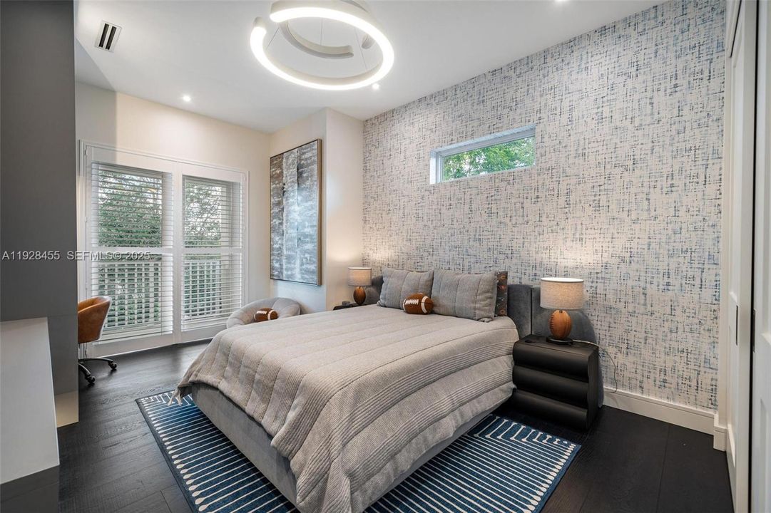 For Sale: $6,900,000 (5 beds, 6 baths, 0 Square Feet)