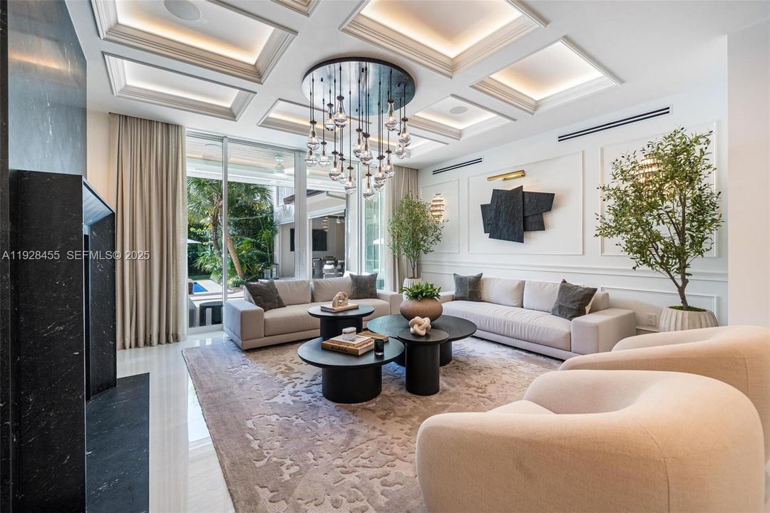 For Sale: $6,900,000 (5 beds, 6 baths, 0 Square Feet)