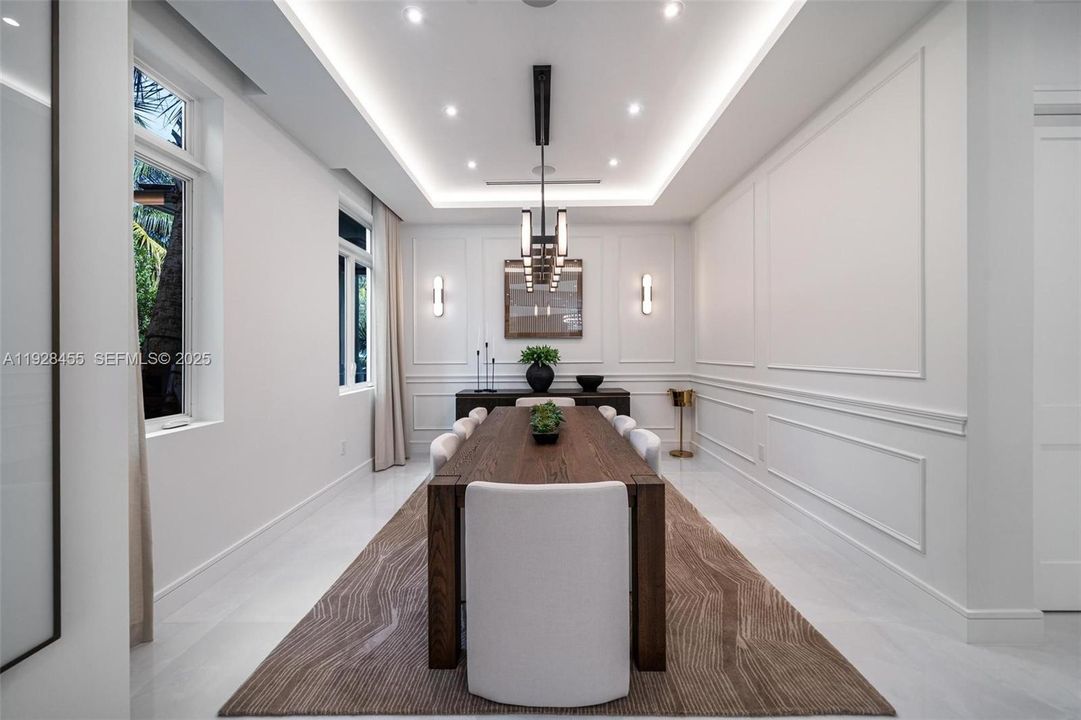 For Sale: $6,900,000 (5 beds, 6 baths, 0 Square Feet)