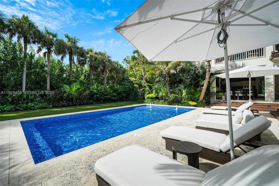 For Sale: $6,900,000 (5 beds, 6 baths, 0 Square Feet)