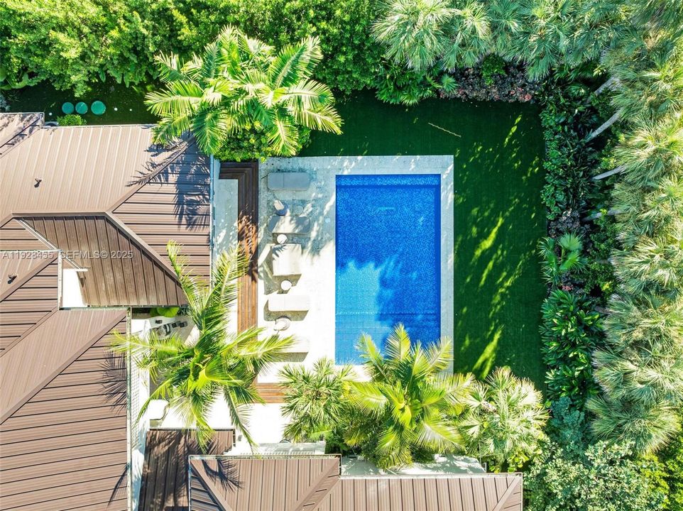 For Sale: $6,900,000 (5 beds, 6 baths, 0 Square Feet)