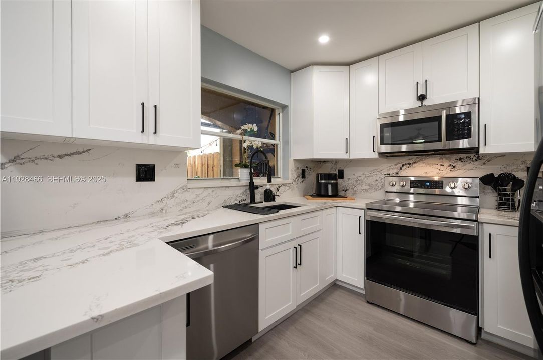 En Renta: $3,200 (3 camas, 2 baños, 1848 Pies cuadrados)