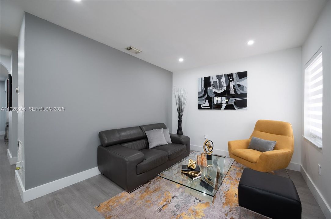 En Renta: $3,200 (3 camas, 2 baños, 1848 Pies cuadrados)