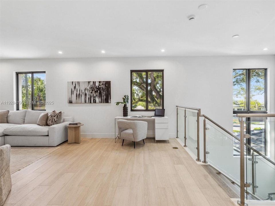 For Sale: $3,000,000 (4 beds, 3 baths, 4143 Square Feet)