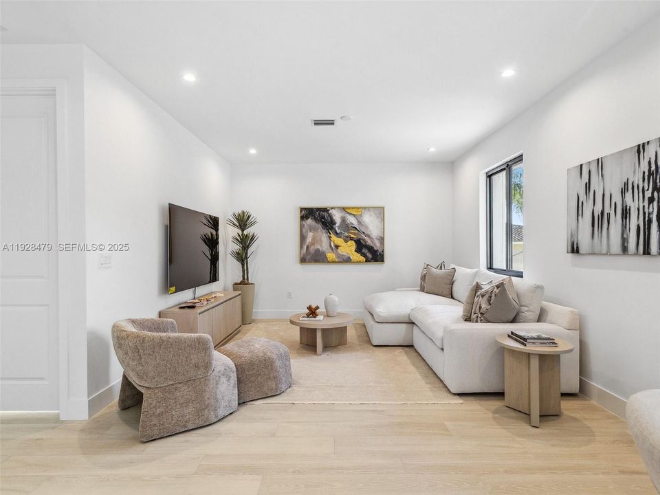 For Sale: $3,000,000 (4 beds, 3 baths, 4143 Square Feet)