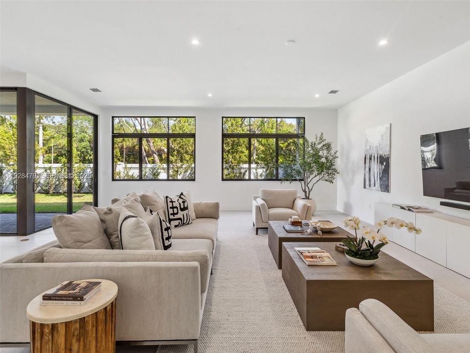 For Sale: $3,000,000 (4 beds, 3 baths, 4143 Square Feet)