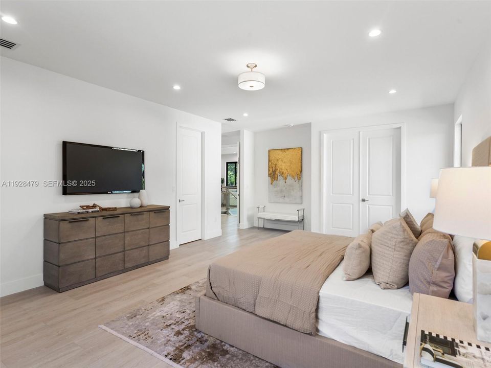 For Sale: $3,000,000 (4 beds, 3 baths, 4143 Square Feet)