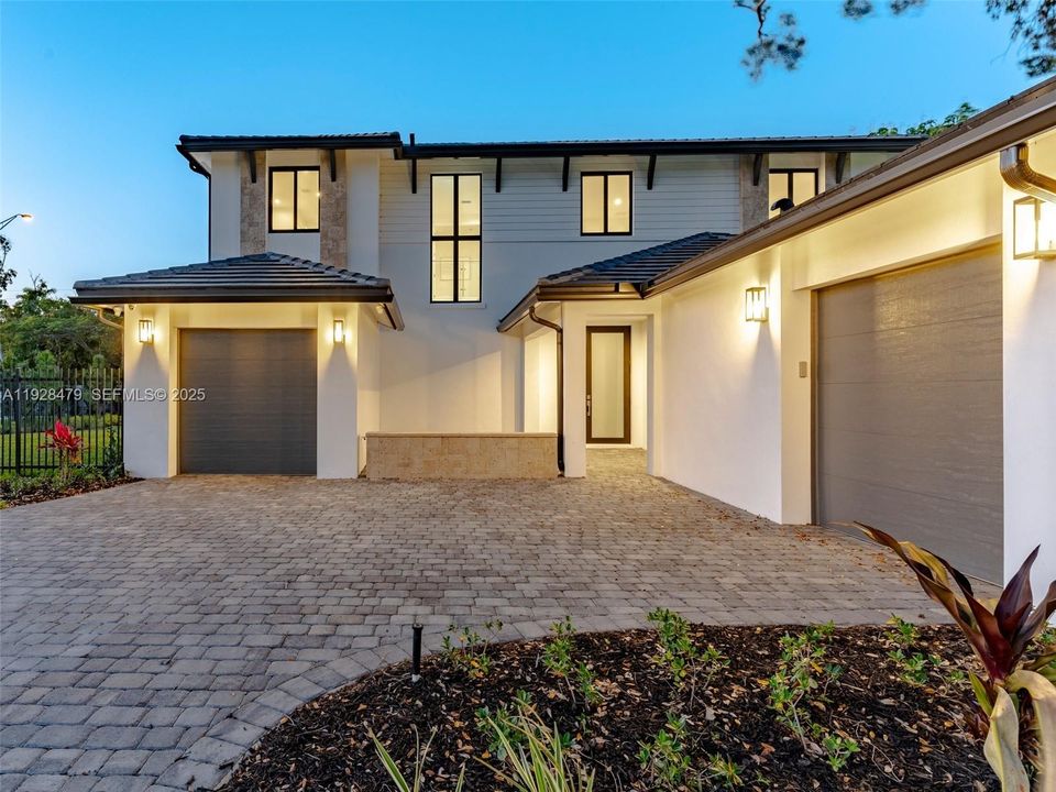 For Sale: $3,000,000 (4 beds, 3 baths, 4143 Square Feet)