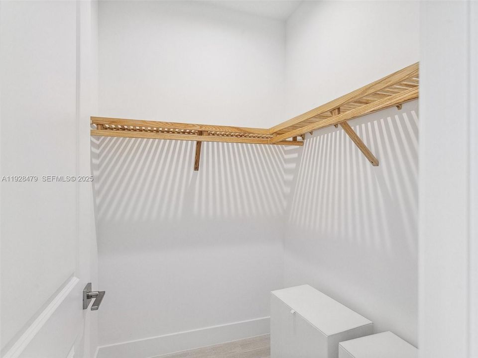 For Sale: $3,000,000 (4 beds, 3 baths, 4143 Square Feet)