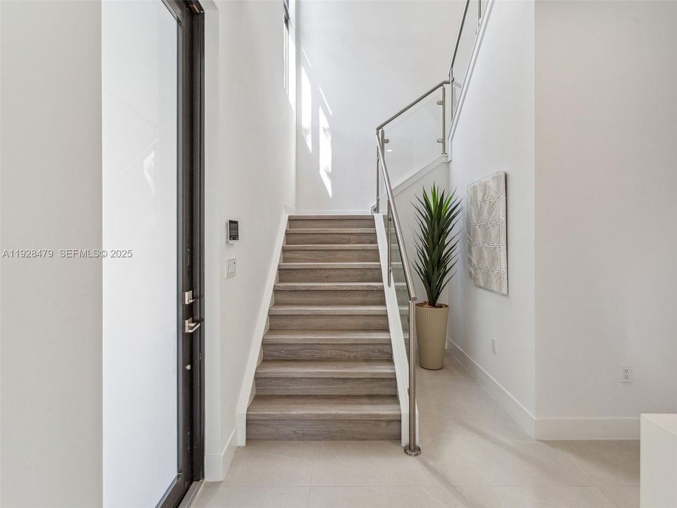 For Sale: $3,000,000 (4 beds, 3 baths, 4143 Square Feet)