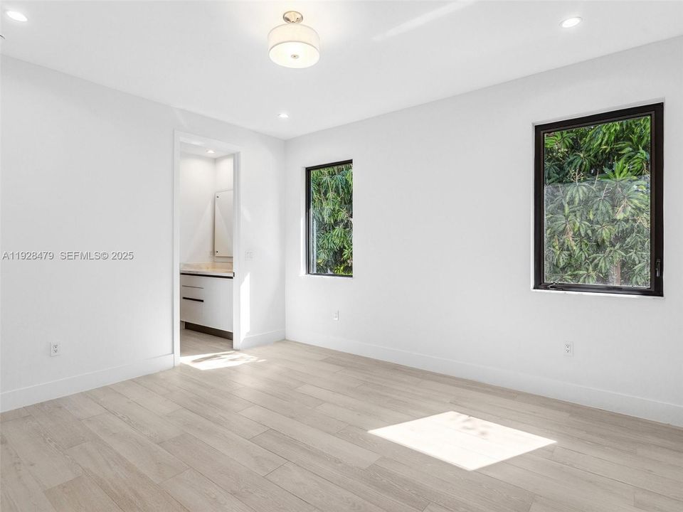 For Sale: $3,000,000 (4 beds, 3 baths, 4143 Square Feet)