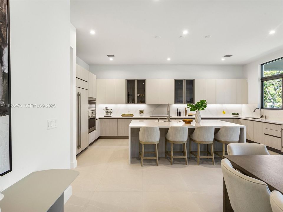 For Sale: $3,000,000 (4 beds, 3 baths, 4143 Square Feet)