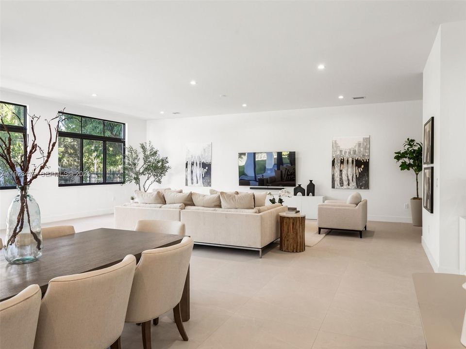 For Sale: $3,000,000 (4 beds, 3 baths, 4143 Square Feet)