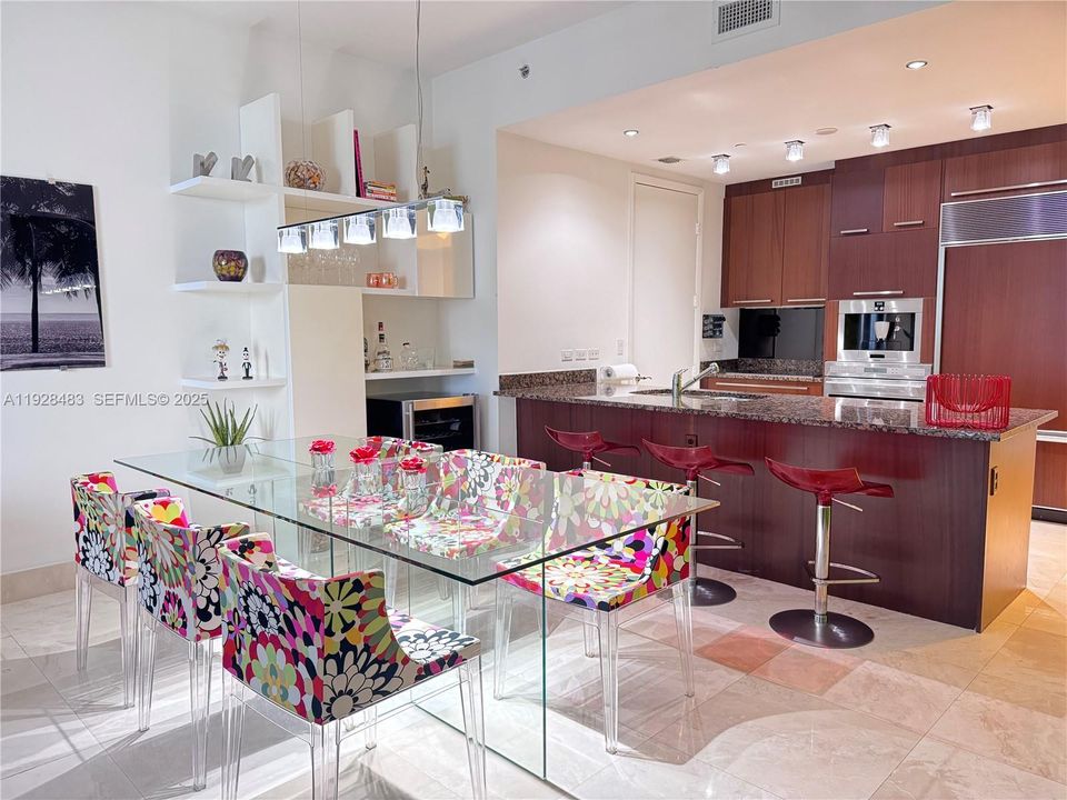 For Sale: $1,750,000 (3 beds, 3 baths, 1979 Square Feet)