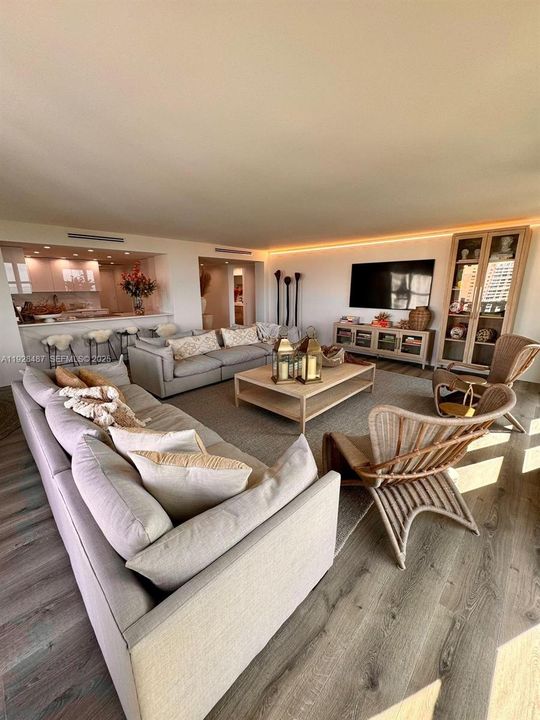 В аренду: $13,500 (3 спален, 2 ванн, 1782 Квадратных фут)