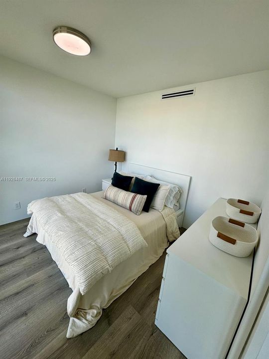 В аренду: $13,500 (3 спален, 2 ванн, 1782 Квадратных фут)