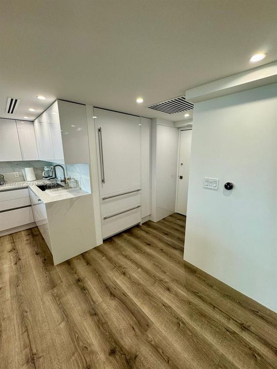 В аренду: $13,500 (3 спален, 2 ванн, 1782 Квадратных фут)