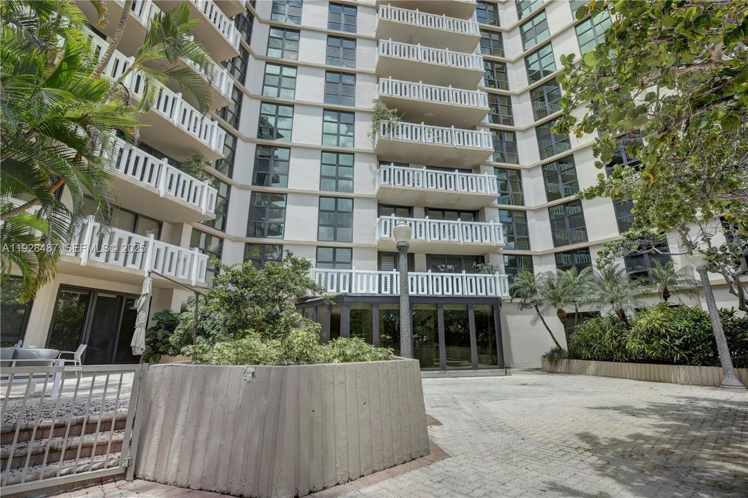 В аренду: $13,500 (3 спален, 2 ванн, 1782 Квадратных фут)