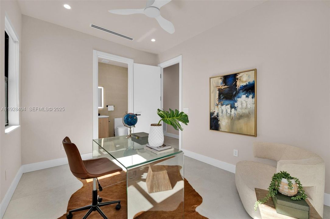 For Rent: $9,250 (3 beds, 3 baths, 0 Square Feet)